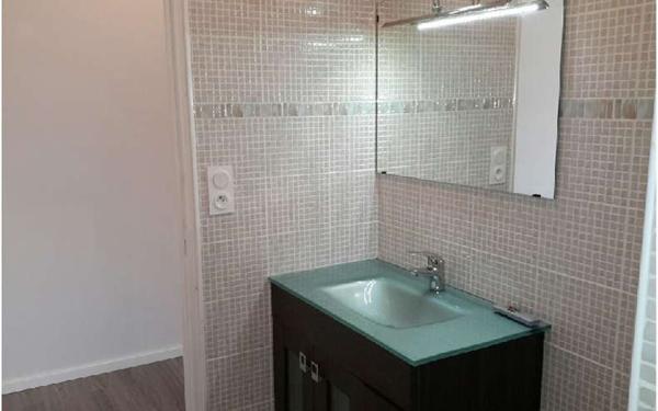 Appartement à louer    2 pièces • 64,77 m2 Soustons