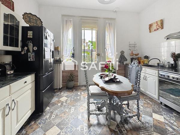 Maison individuelle 7 pièces en plein cœur de Digoin avec jardin