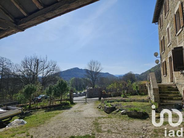 Immeuble à vendre 240 m² Colomieu