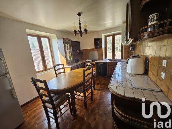 Immeuble à vendre 240 m² Colomieu