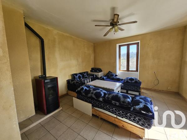 Immeuble à vendre 240 m² Colomieu