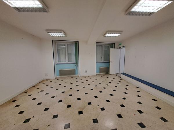 Local commercial Les Herbiers Ardelay 94 m2