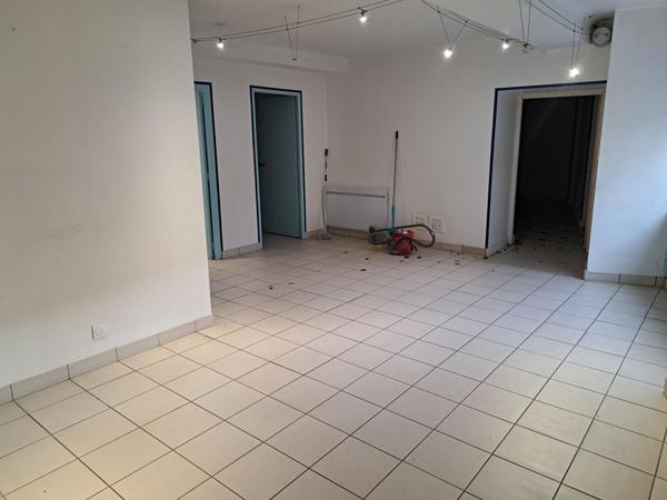 Local commercial Les Herbiers Ardelay 94 m2