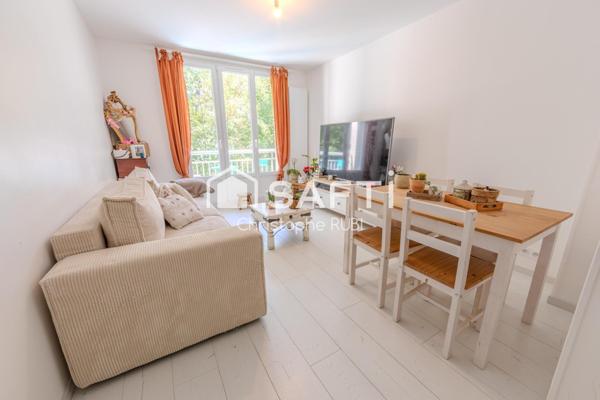 Appartement - T3  66 m2 - Saint Egrève la Monta
