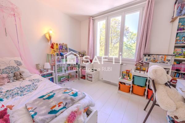 Appartement - T3  66 m2 - Saint Egrève la Monta