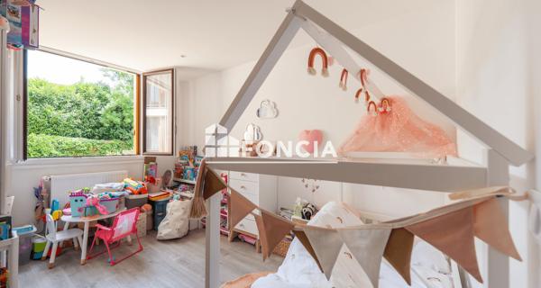 À vendre Appartement 5 pièces 99.82 m² - Sceaux 92330