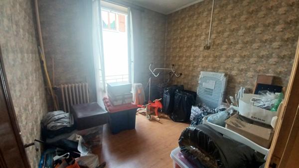 Maison à vendre    5 pièces • 102,28 m2 Saint-Étienne-de-Saint-Geoirs