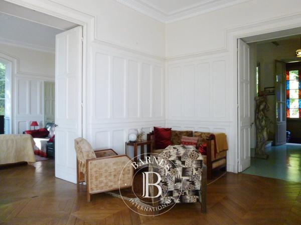 Saint-Prix, Maison 7 Chambres -  375 m² à vendre
