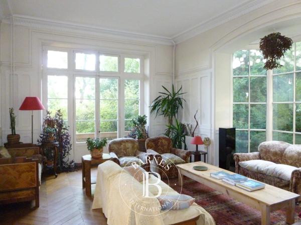 Saint-Prix, Maison 7 Chambres -  375 m² à vendre