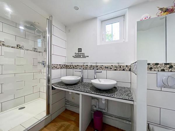 Maison Sens 7 pièce(s) 171 m2