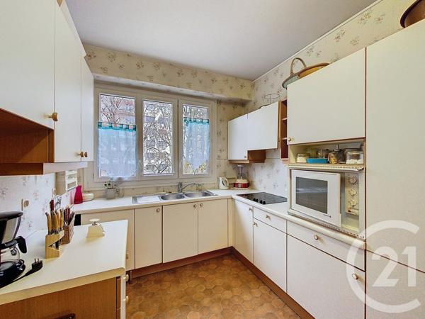 Appartement T4 à vendre  4 pièces - 101 m2 CHOLET - 49