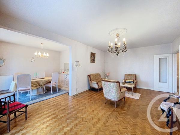 Appartement T4 à vendre  4 pièces - 101 m2 CHOLET - 49