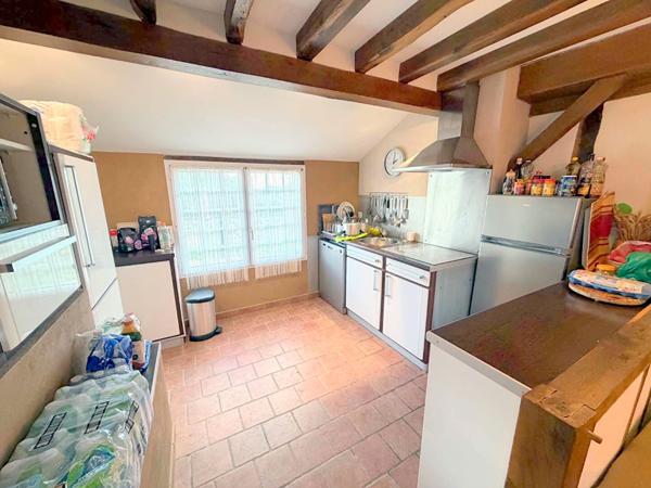 Maison CHAUMONT EN VEXIN + STUDIO INDEPENDANT + DEPENDANCE A AMENAGER !