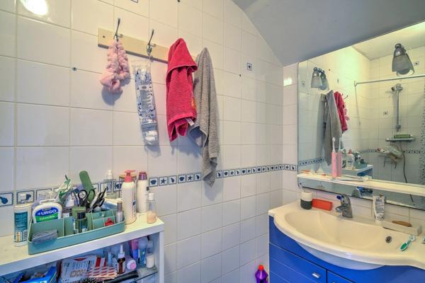 Charmante maison ancienne rénovée – 5 chambres – Quartier résidentiel de Morangis