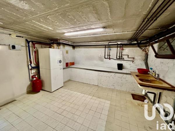 Maison 9 pièces de 192 m² à Vittel (88800)