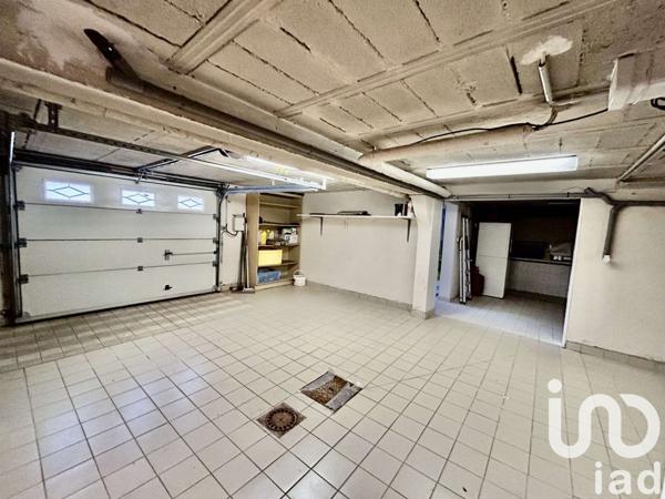 Maison 9 pièces de 192 m² à Vittel (88800)