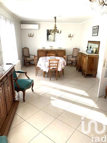 Maison 9 pièces de 192 m² à Vittel (88800)