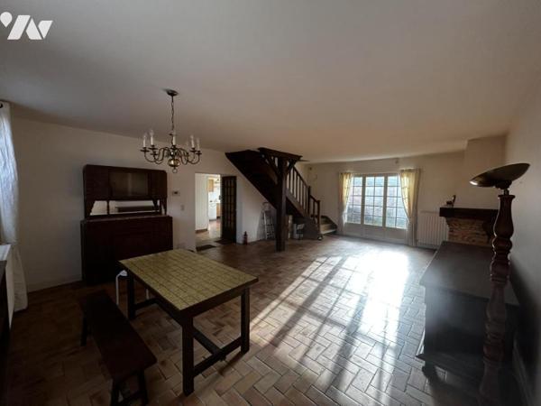 Maison de caractère avec logement indépendant et dépendances