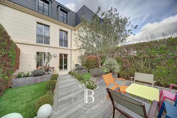 Versailles, Maison 5 Chambres -  165 m² à vendre