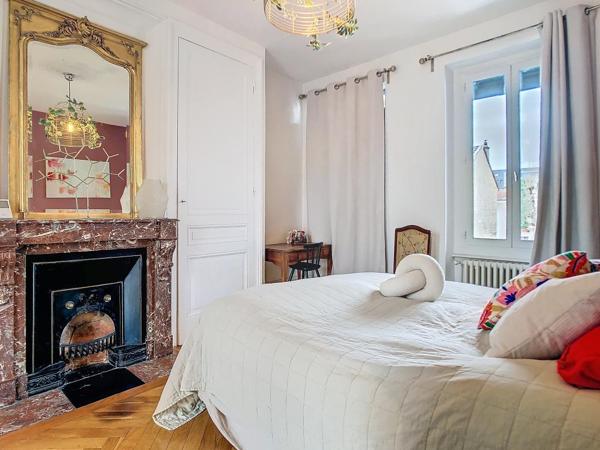 MAISON – T4 MEUBLE – 94M2 – TERRASSE – 69008 LYON