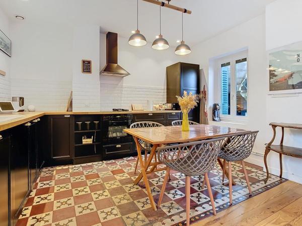 MAISON – T4 MEUBLE – 94M2 – TERRASSE – 69008 LYON