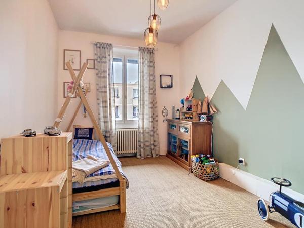 MAISON – T4 MEUBLE – 94M2 – TERRASSE – 69008 LYON