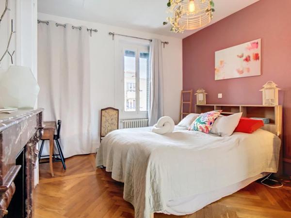 MAISON – T4 MEUBLE – 94M2 – TERRASSE – 69008 LYON