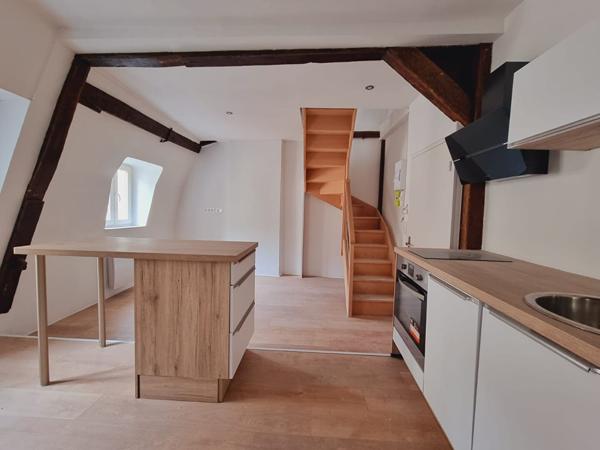 Appartement DIJON 5 Pièces 163.12 m² dans hôtel particulier