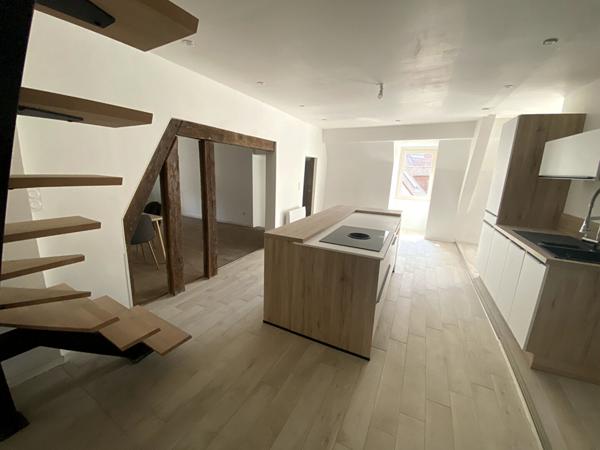 Appartement DIJON 5 Pièces 163.12 m² dans hôtel particulier