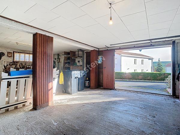 Maison Sevremoine (Saint-crespin-sur-moine) proches des commodités, à 10 minutes de VALLET, 10 minutes de CLISSON et de sa gare, à 3 minutes de l'axe NANTES-CHOLET, à 30 minutes de NANTES et 25 minutes de CHOLET