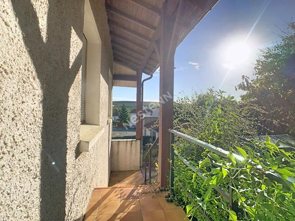 Maison Sevremoine (Saint-crespin-sur-moine) proches des commodités, à 10 minutes de VALLET, 10 minutes de CLISSON et de sa gare, à 3 minutes de l'axe NANTES-CHOLET, à 30 minutes de NANTES et 25 minutes de CHOLET