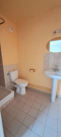 Charmant T2 à vendre à Boissy sous Saint Yon - 1 stationnement, Parfait pour primo-accédant ! à seulement 4 kms du RER C de Breuillet.