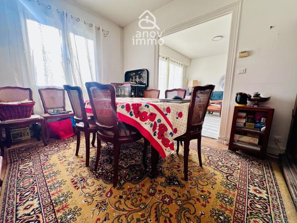 Maison
                                                                                                                                                                                                                                                                                                                        7 pièce(s)                                                                                                                                                                                                          5 chambre(s)                                                                                                                                                                                                          126.49  m²