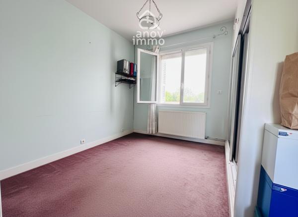 Maison
                                                                                                                                                                                                                                                                                                                        7 pièce(s)                                                                                                                                                                                                          5 chambre(s)                                                                                                                                                                                                          126.49  m²