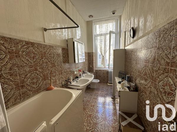 Appartement 5 pièces de 145 m² à Marseille (13001)