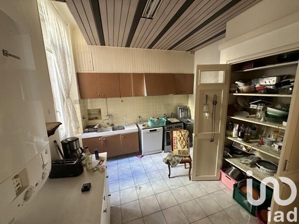 Appartement 5 pièces de 145 m² à Marseille (13001)