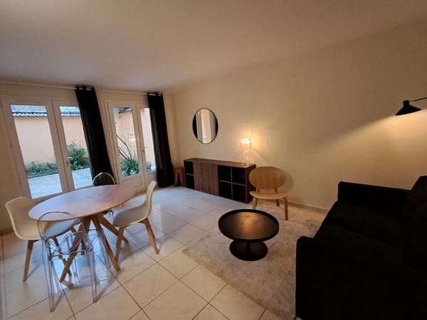 Appartement Reims 3 pièce(s) 69.13 m2 avec terrasse sur le Place Amélie Doublié