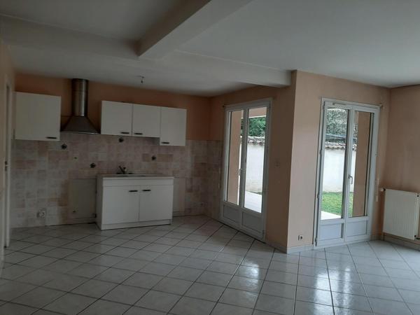 Maison 4 pièces de 120 m² à Andrezieux boutheon