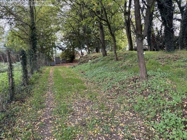 Vente                                                      Maison
                        
                     5 pièces                      102 m2                     à Marmande