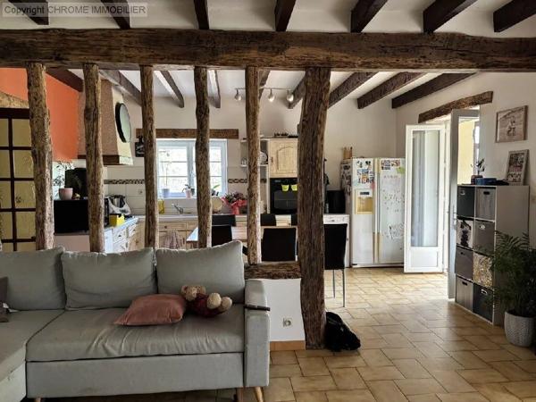 Vente                                                      Maison
                        
                     5 pièces                      102 m2                     à Marmande
