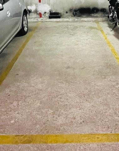 Neuilly-sur-Seine (92200) NEUILLY-SUR-SEINE - ACHILLE PERETTI - EMPLACEMENT DE PARKING EN REZ-DE-CHAUSSÉE