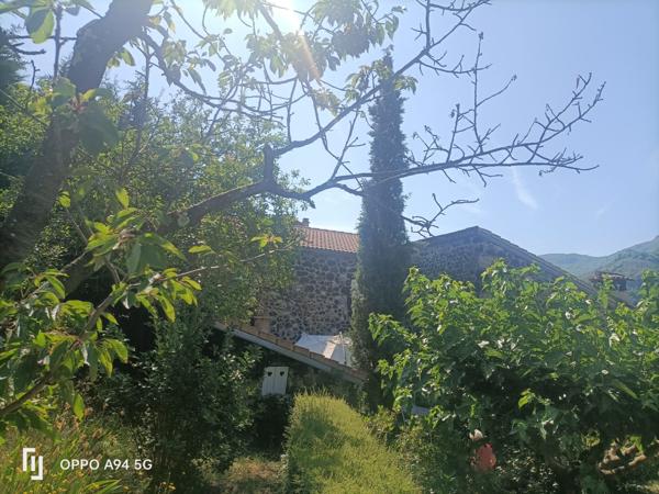 À vendre - Maison ancienne, 8 pièces située à Thueyts (07330)