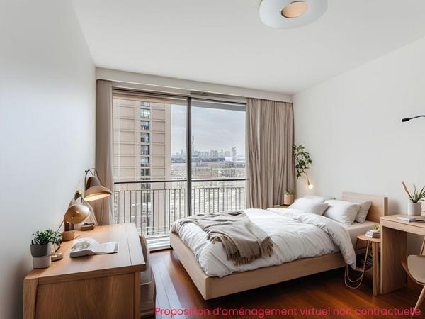 Marseille (13001) - BOURSE - VIEUX PORT - T4/5 lumineux - 91 m2 - Vue Panoramique et balcons