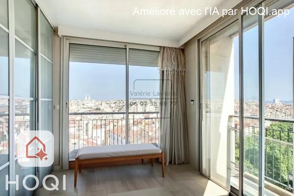 Marseille (13001) - BOURSE - VIEUX PORT - T4/5 lumineux - 91 m2 - Vue Panoramique et balcons