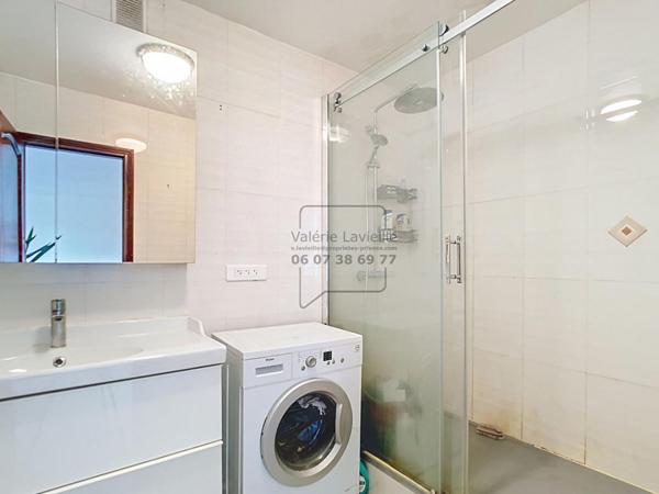 Marseille (13001) - BOURSE - VIEUX PORT - T4/5 lumineux - 91 m2 - Vue Panoramique et balcons