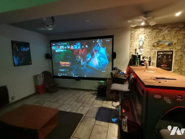 Charmante maison avec dépendance aménagée - Prête à vivre !

Installez-vous  dans cette agréa...