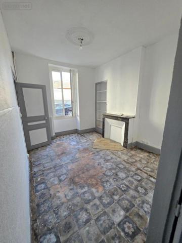 Maison à vendre à Vierzon dans le Cher (18100), ref : 18058-83