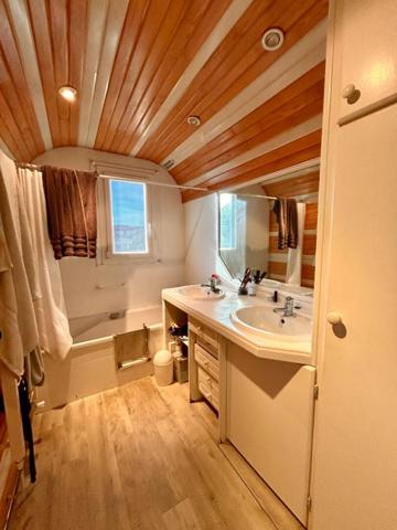 A vendre, à SAINT-ASTIER 24110 maison 192m²