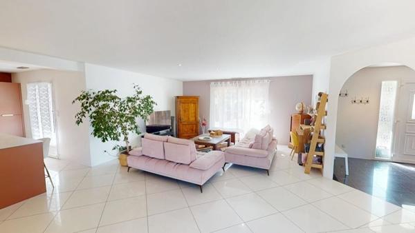 Maison à vendre 425 000 € Ormes 5 p 164 m² DPE C