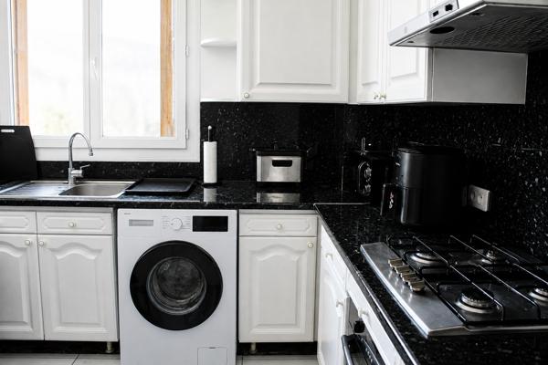 Appartement
         4 pièces
        - 59 m² Exclusivité 205 000 € *
